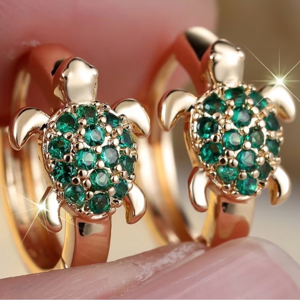 Adorable And Delicate Turtle Earrings 
with Gold & Green Accents